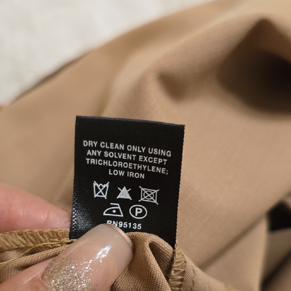 Lafayette 148 New York Tan Wool Trouser - Picture 13 of 14